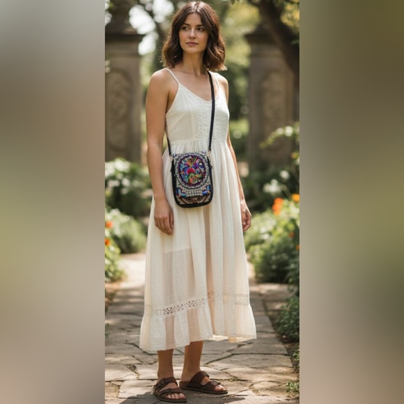 ✨NEW Bohemian Embroidered Multicolor mini Crossbody bookbag - Picture 9 of 9
